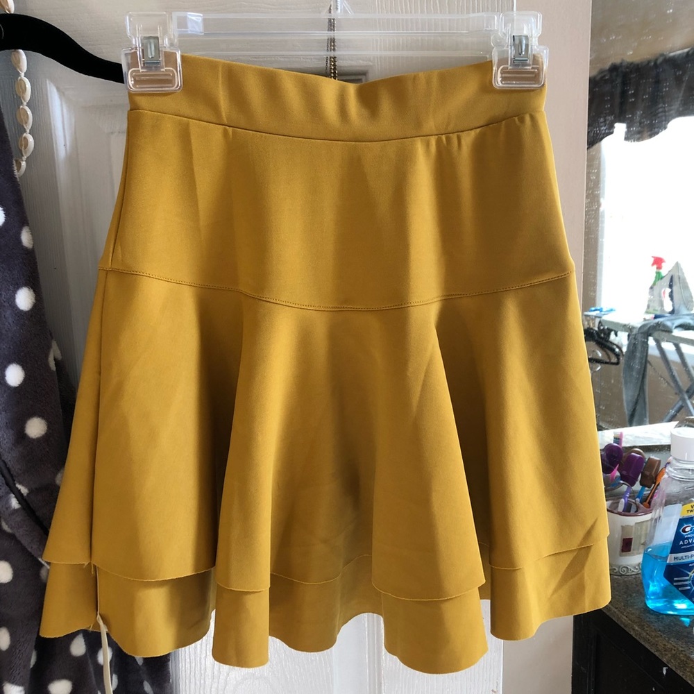 NEW skirt